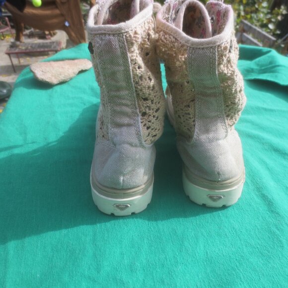 Women's Canvas Casual Boots with Crochet Side Styling Accent - Size 7. - Picture 7 of 14